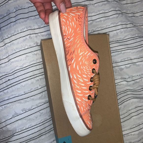 Women’s SPERRY shoe size: 7 - Picture 4 of 4